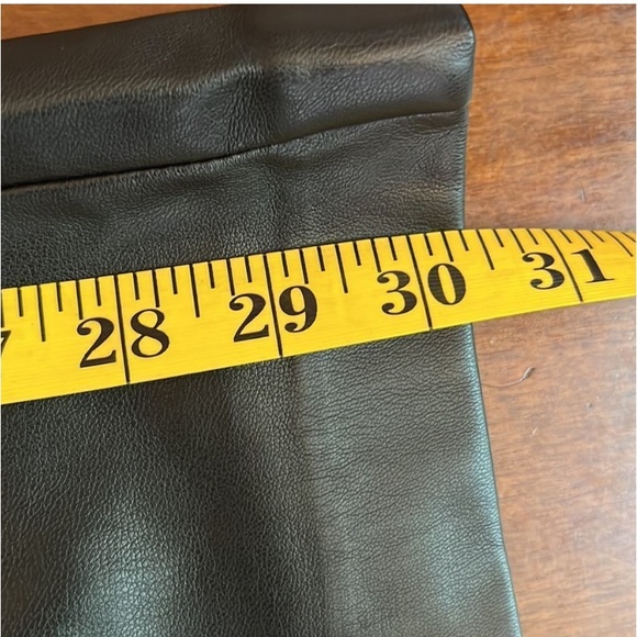 Sold NWT Free People Love Language Low
Rise Black Faux Leather Pants Size 2 - Picture 6 of 6